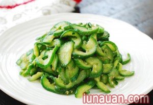 Ảnh minh họa 5 - Chống ngán với món dưa chuột xào tỏi ngon cơm!